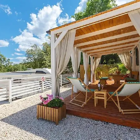 Premium Mobile Home 5 *