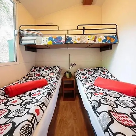 Kemp Premium Mobile Home 5